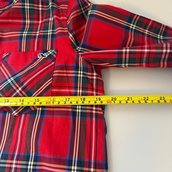 Vineyard Vines Women's Merry Plaid Relaxed Button Down | Size 6 - Picture 6 of 8